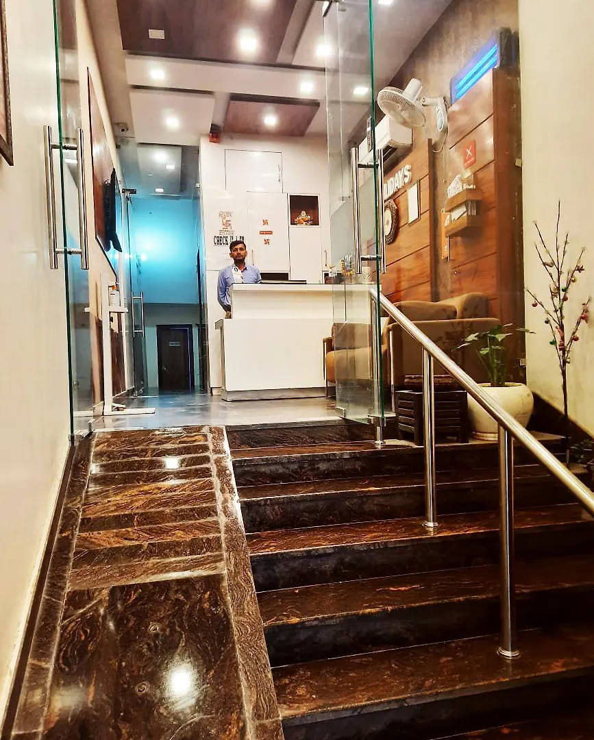 Ap Holidays Delhi  Hotel